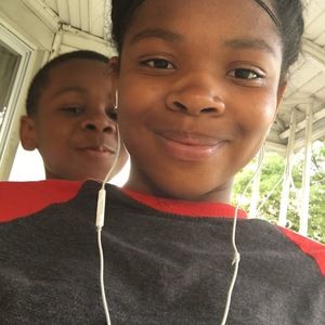 Meet your Posher, Tonya